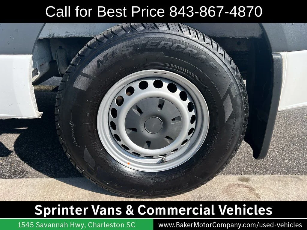 Used 2020 White Freightliner Base image 20