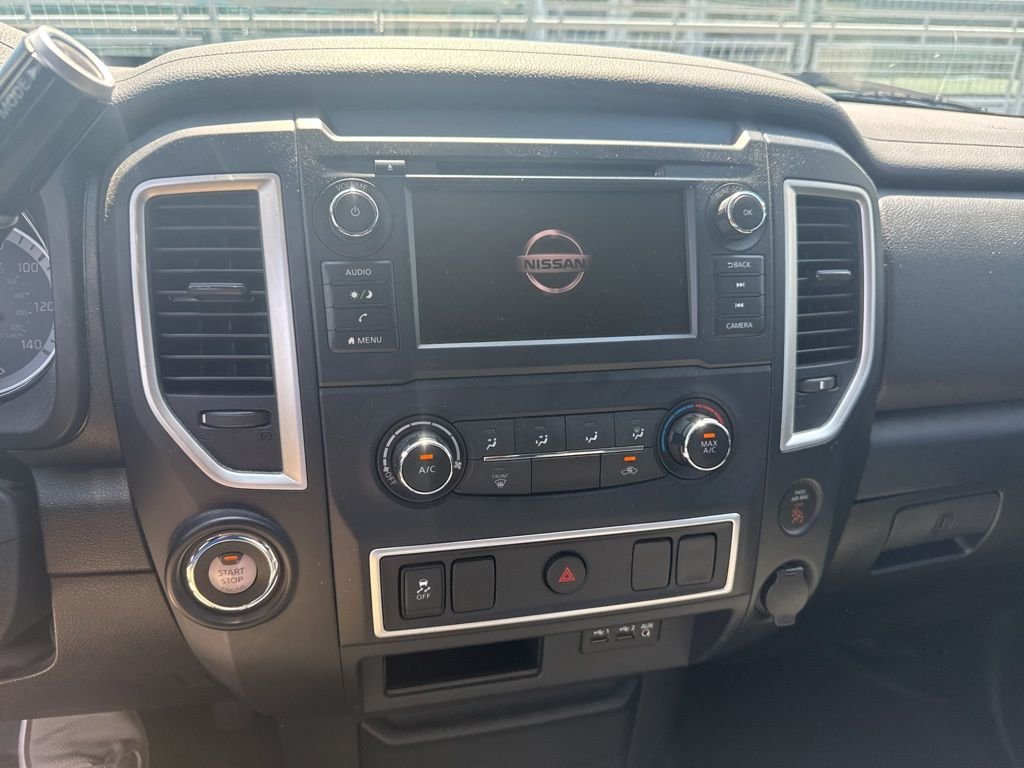 Used 2019 Black Nissan S image 6
