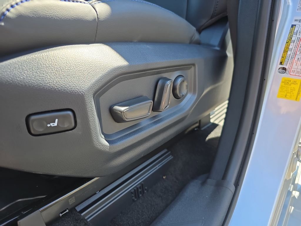 2026 Toyota Tundra Platinum - Photo 32
