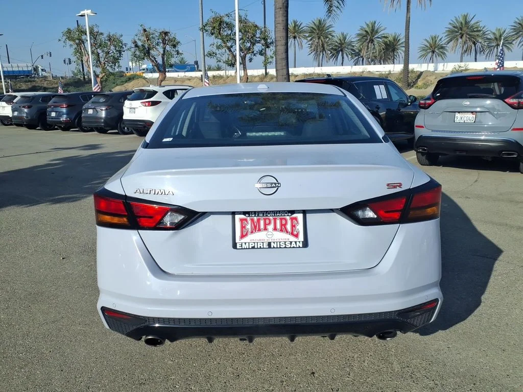 Certified Used 2023 Gray Nissan 2.5 SR image 7