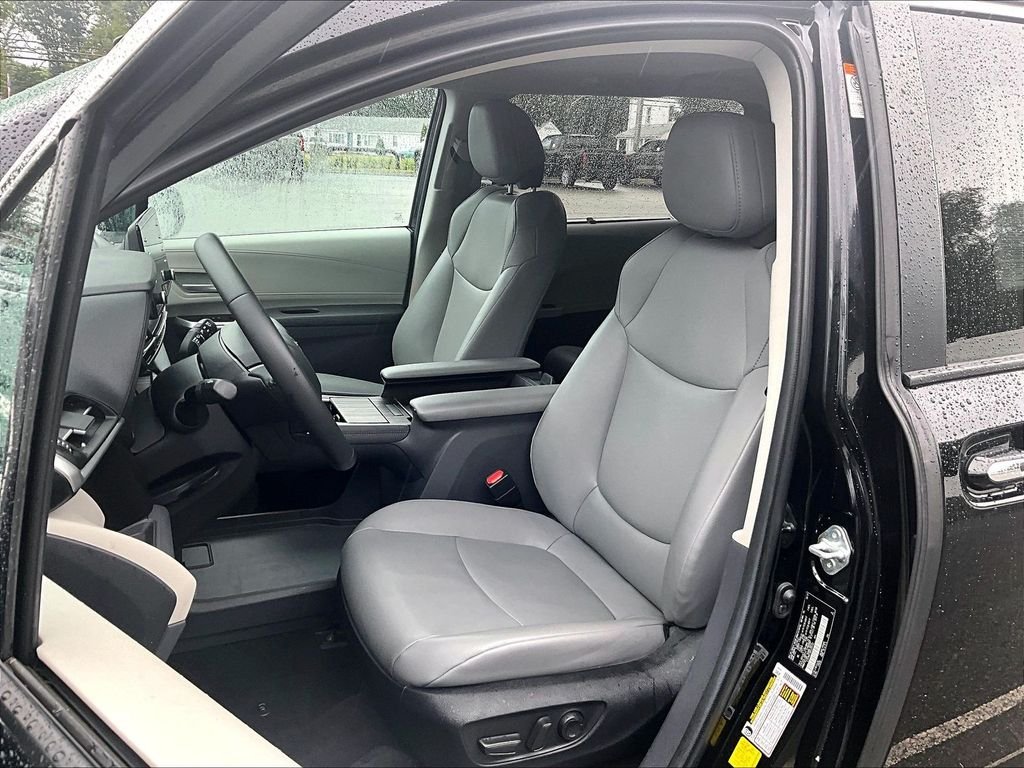 Used 2024 Black Toyota XLE image 10