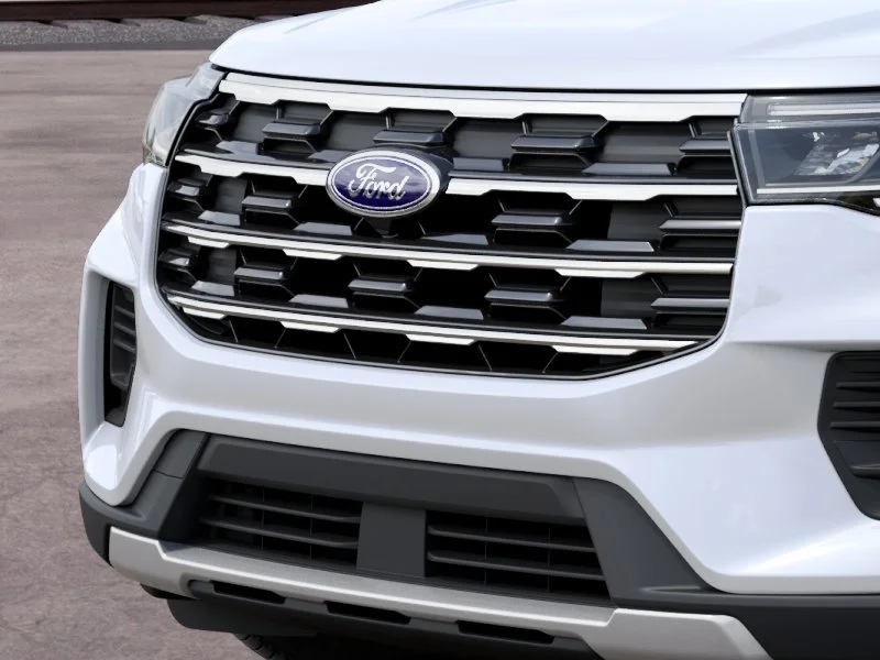 New 2027 Star White Metallic Tri-Coat Ford Active image 17