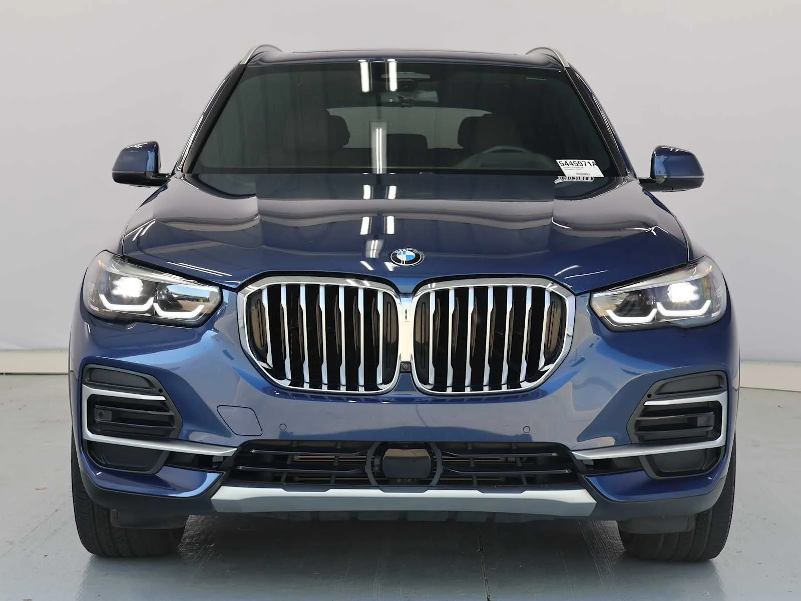 Certified Used 2023 Phytonic Blue Metallic BMW xDrive40i image 4