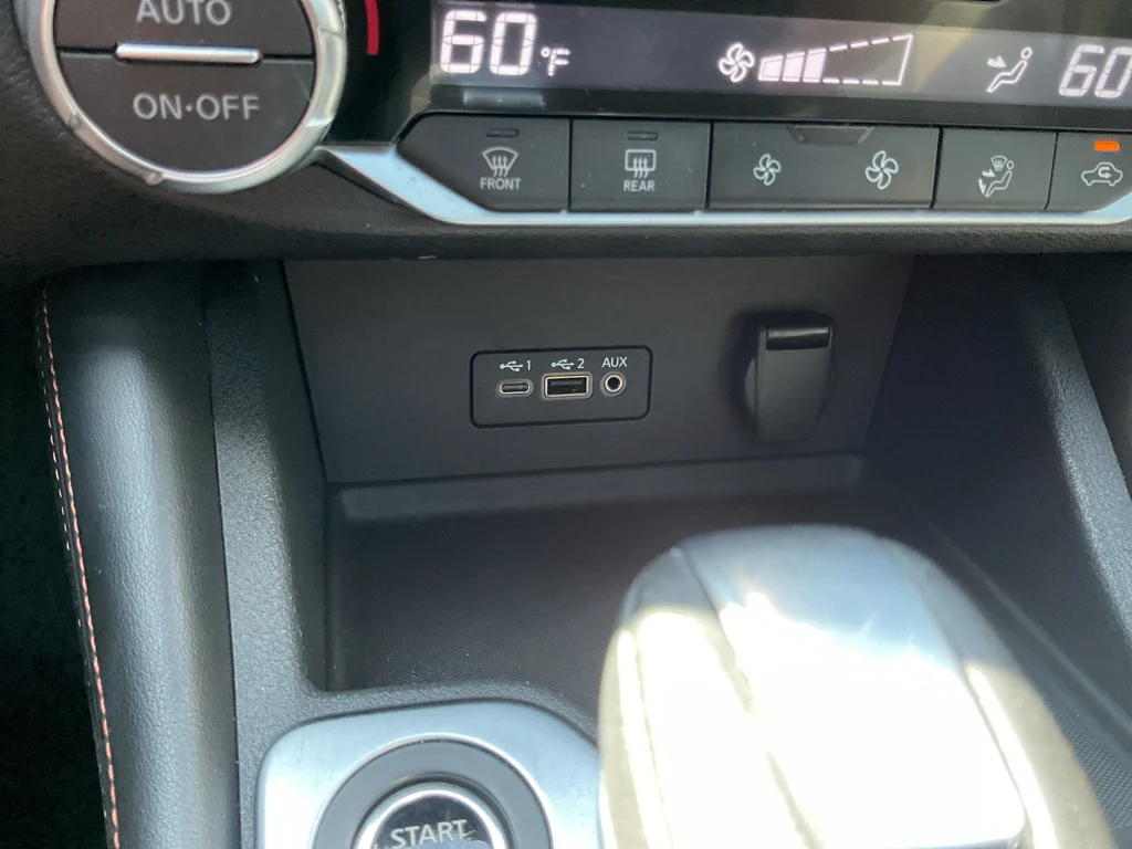 Used 2023 Electric Blue Metallic/Super Black Nissan SR image 28