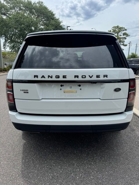 Used 2022 White Land Rover Westminster image 4