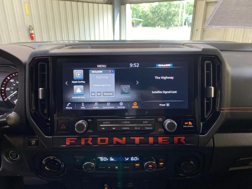 Used 2025 Green Nissan PRO-4X image 37
