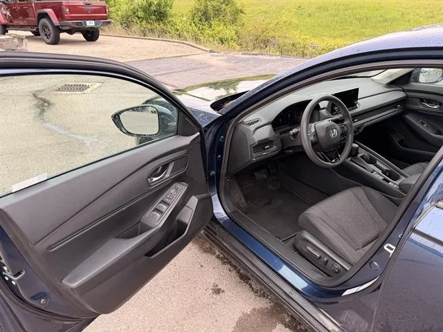 Certified Used 2024 Canyon River Blue Metallic Honda EX image 11