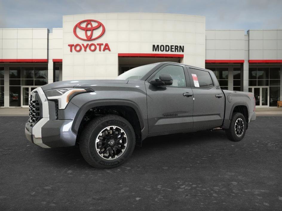 New 2026 Magnetic Gray Meta Toyota SR5 image 15