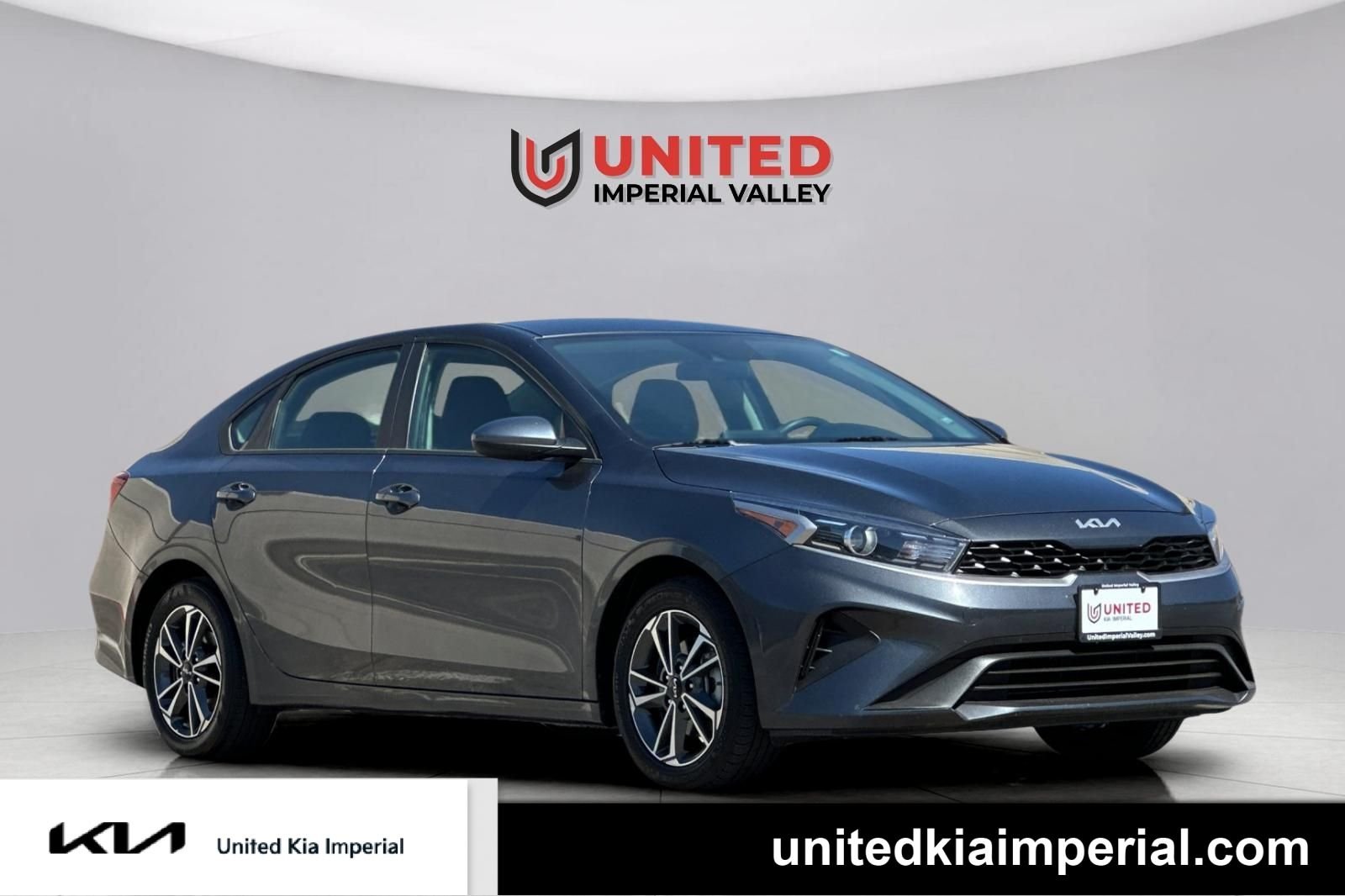2024 Kia Forte LXS AT's photo