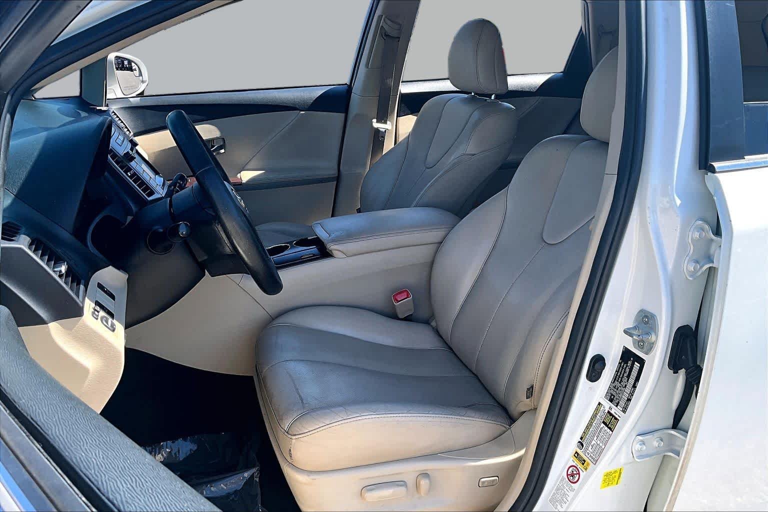 Used 2015 Blizzard Pearl Toyota XLE image 7