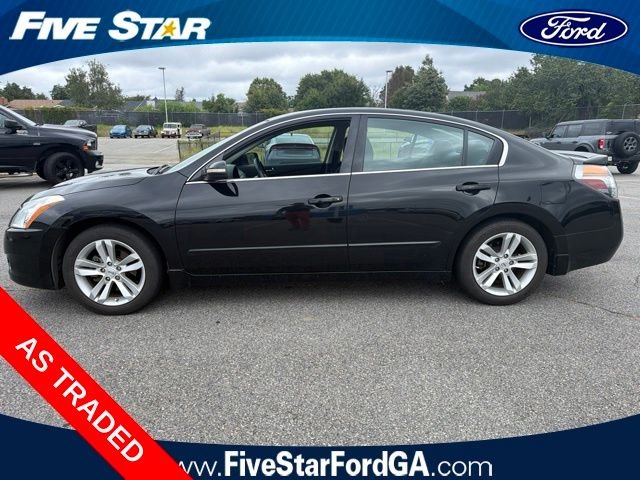 Used 2012 Super Black Nissan 3.5 SR image 5