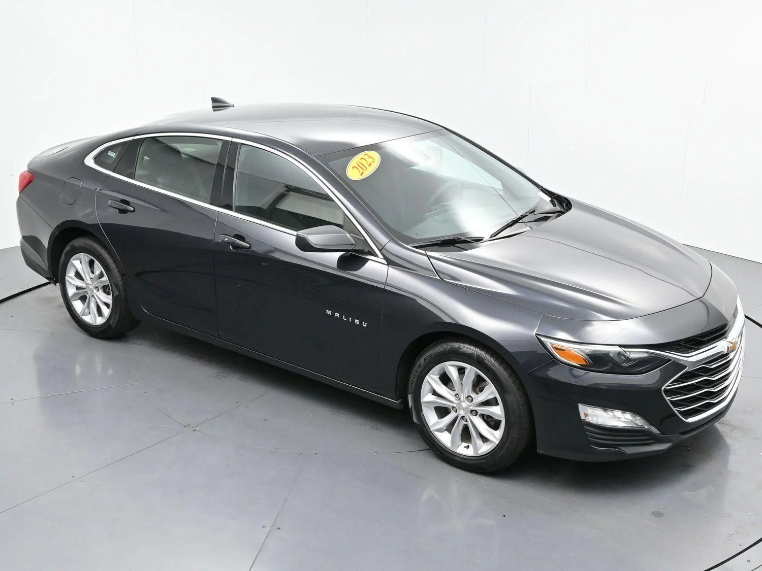 2023 Chevrolet Malibu 1LT - Photo 37