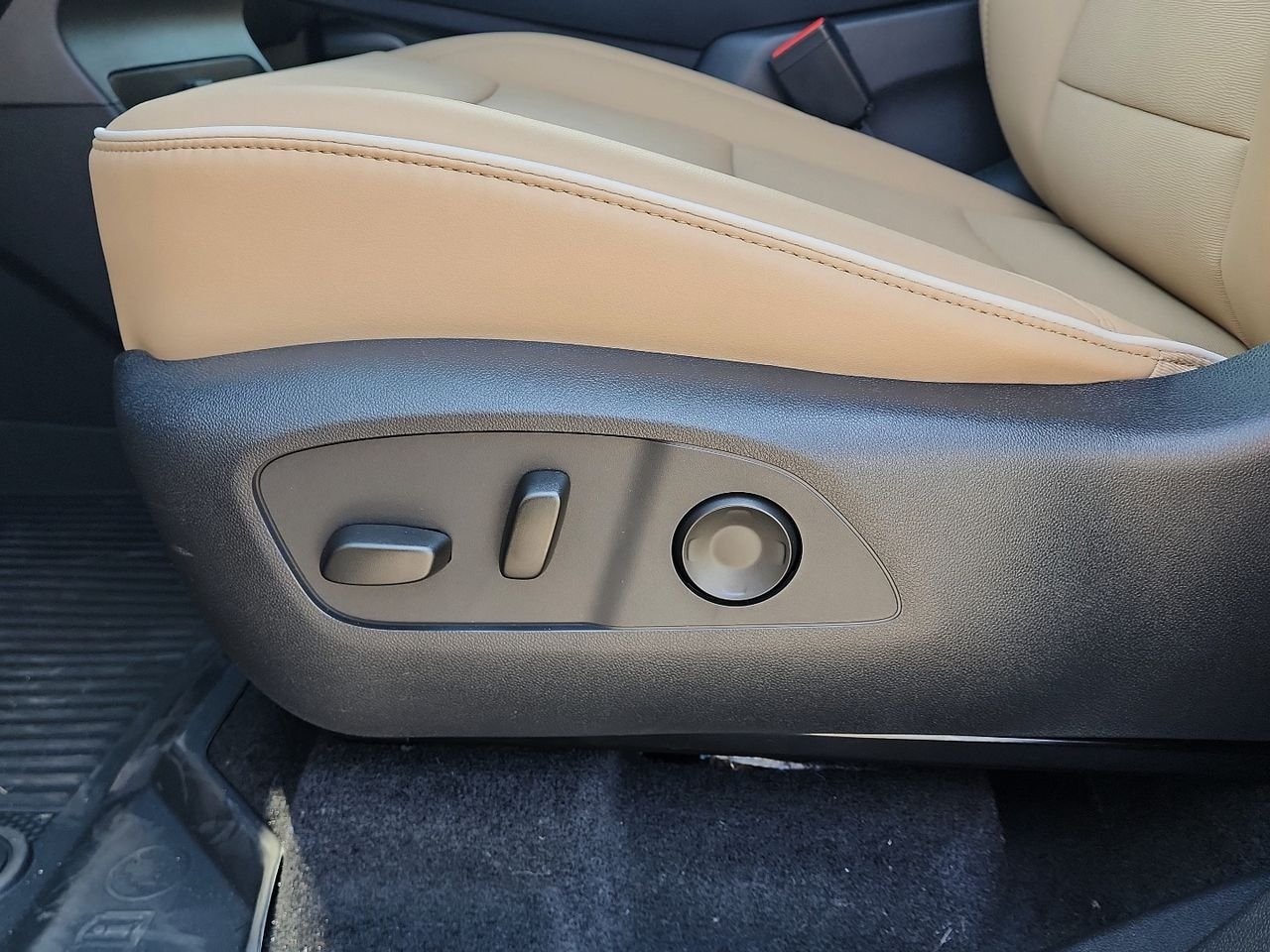 New 2026 Black Buick Preferred image 12