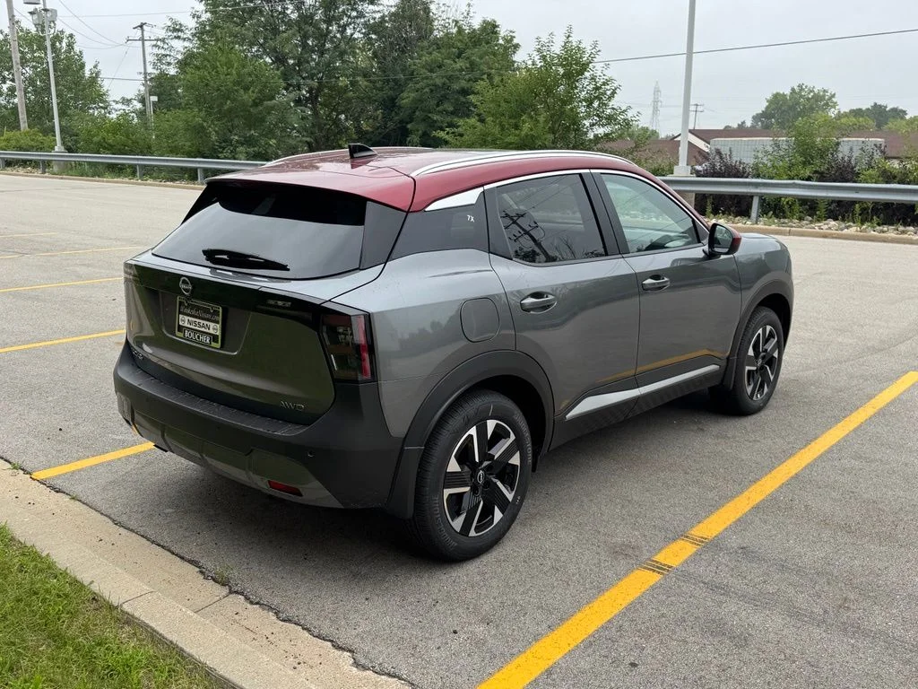 New 2026 Gun Metallic/Scarlet Ember Tintcoat Nissan SV image 4