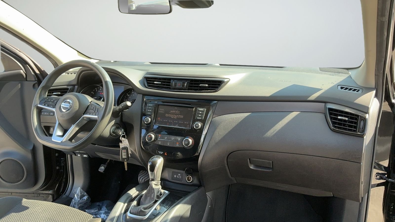 Certified Used 2022 Black Nissan S image 40