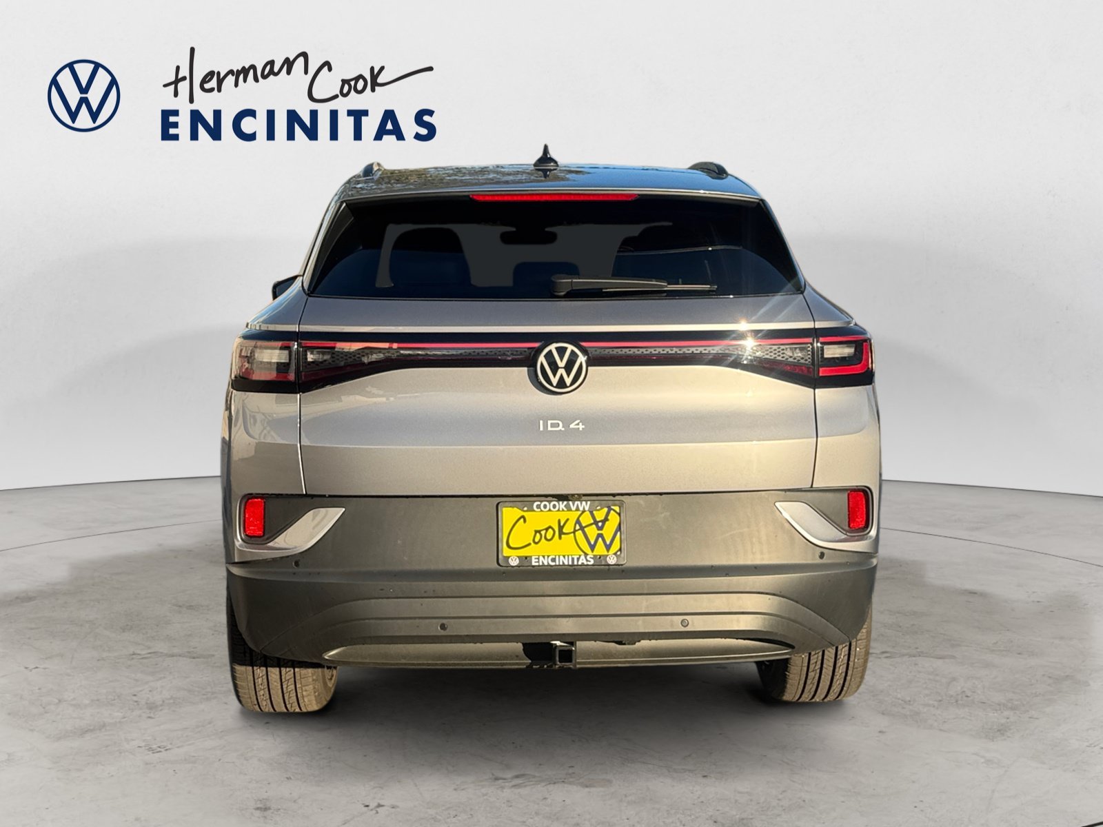 New 2026 Silver-Mist Volkswagen Pro S image 4
