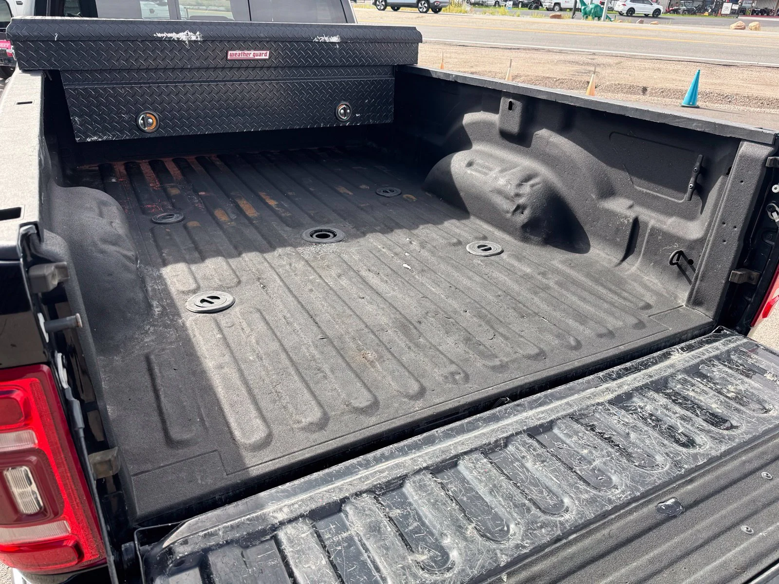 Used 2020 Black Ram Laramie image 9