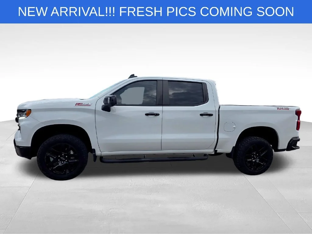 Used 2023 SUMMIT WHITE Chevrolet LT Trail Boss image 3