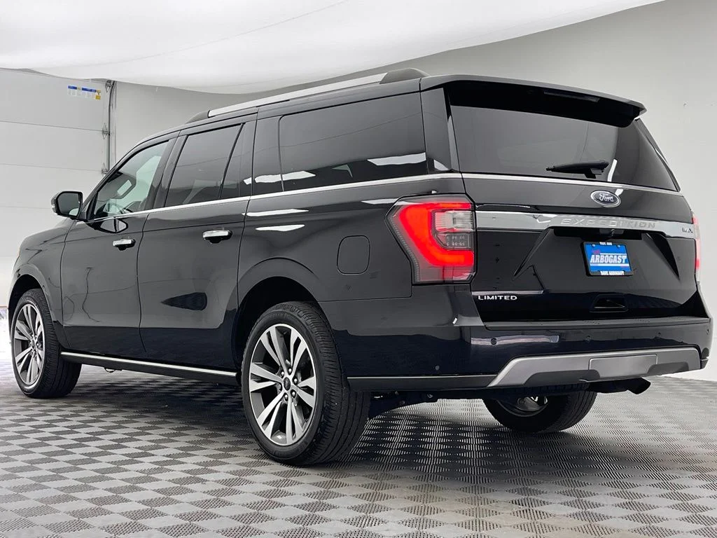 Used 2020 Black Ford Limited image 15