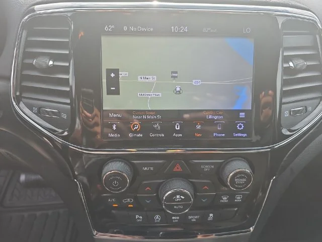Used 2021 Gray Jeep Laredo X image 22