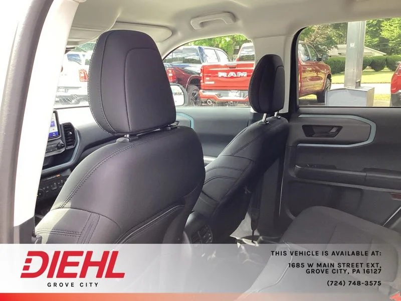 Used 2022 White Ford Badlands image 16