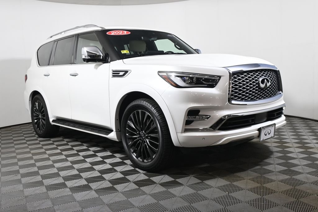 Certified Used 2023 White INFINITI Sensory image 9