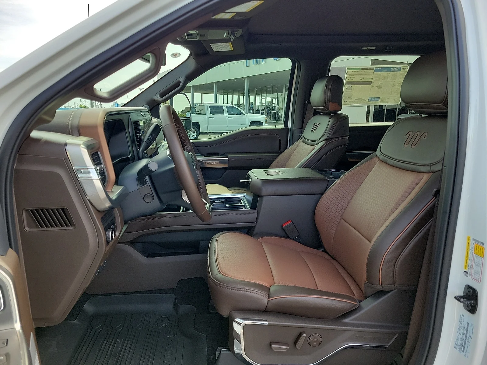 New 2026 Star White Metallic Tri-Coat Ford F-250&reg; King Ranch&reg; image 12