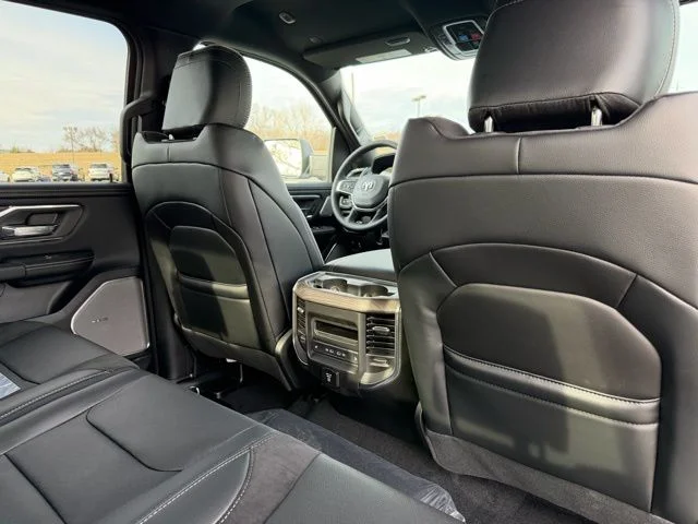 2026 RAM 1500 Laramie - Photo 14