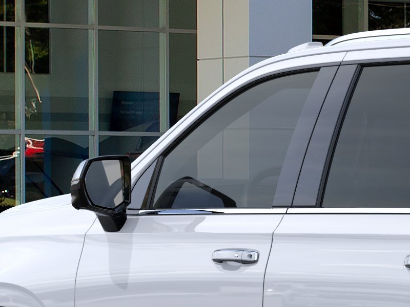New 2026 Polar White Tricoat Chevrolet Premier image 12