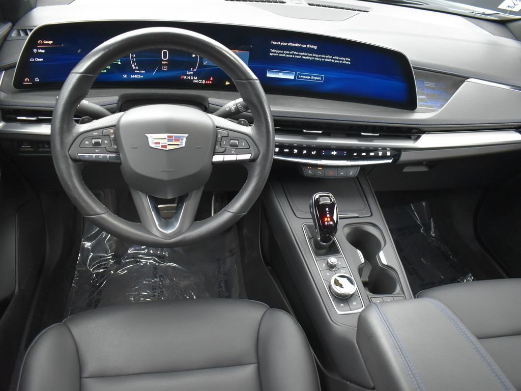 2024 CADILLAC XT4 - Image 13