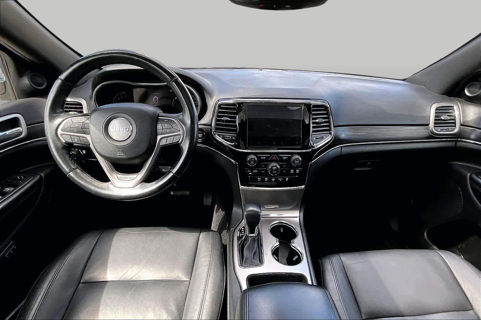 Used 2020 Diamond Black Crystal Pearlcoat Jeep Limited image 14