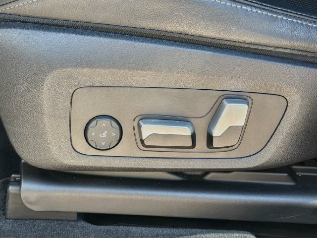 Used 2022 Dark Graphite Metallic BMW sDrive30i image 25