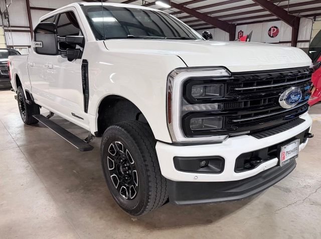 2025 Ford Super Duty F-250 Platinum