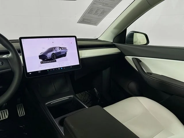 Used 2022 Gray Tesla Performance image 25