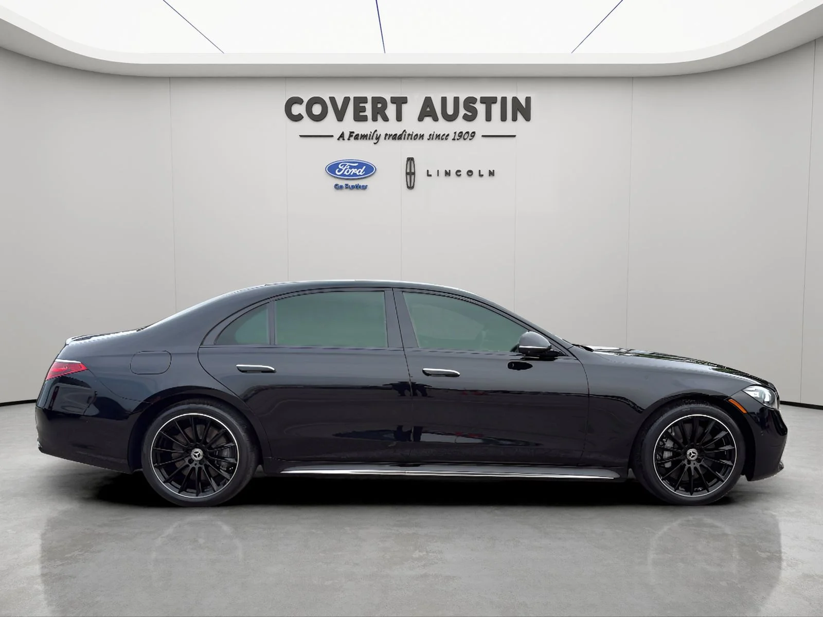 Used 2023  Mercedes-Benz S 500 image 11