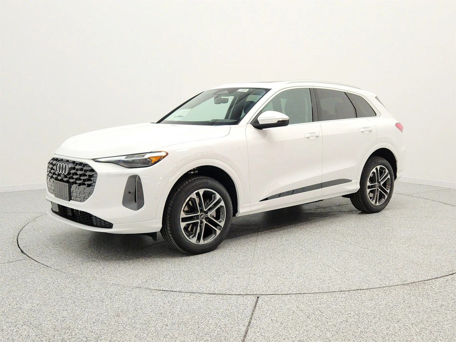 2026 Audi Q5 Premium Plus quattro's photo
