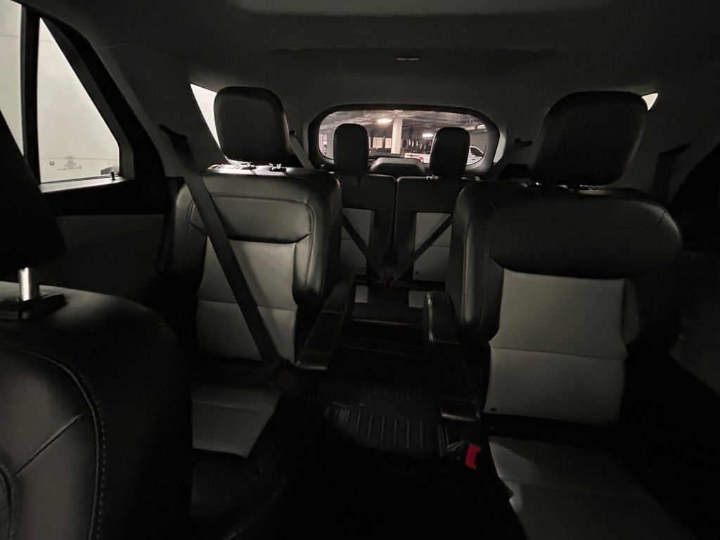Used 2022 Gray Ford XLT image 19