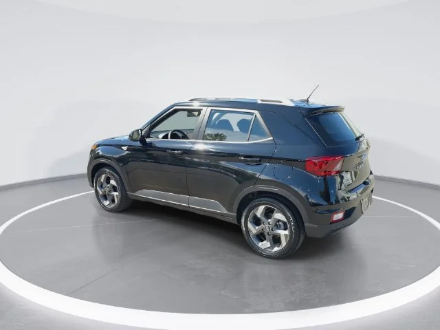 Used 2026 Black Hyundai SEL image 6