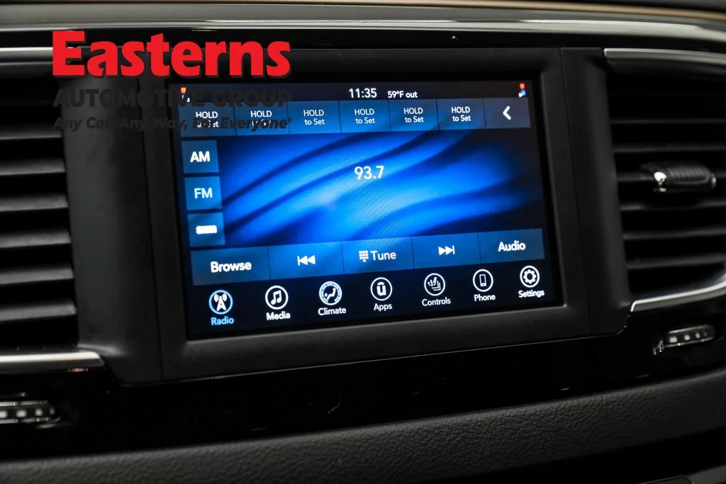 Used 2020 Red Chrysler LX image 19