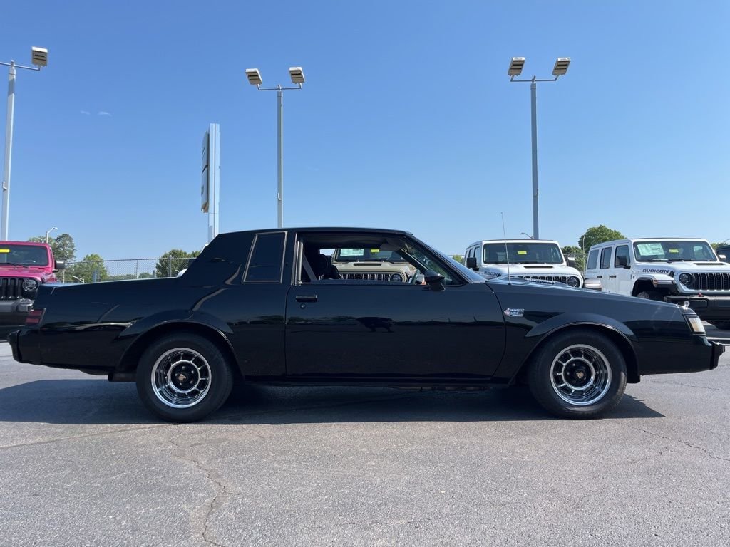 Used 1986 Black Buick Grand National image 39