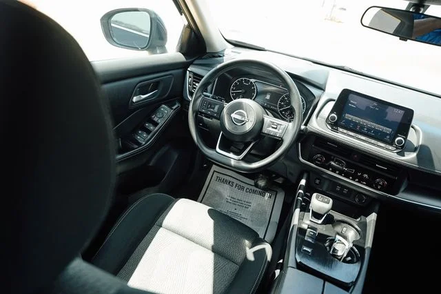 Used 2024 Super Black Nissan SV image 6