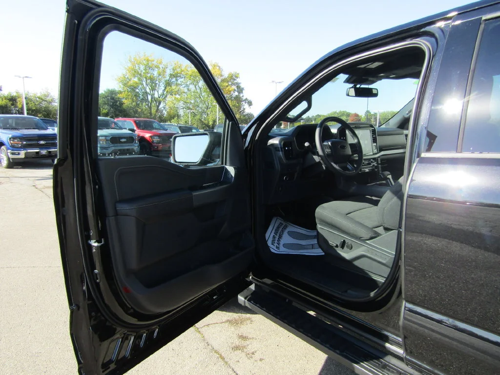 New 2026 Black Ford XLT image 14