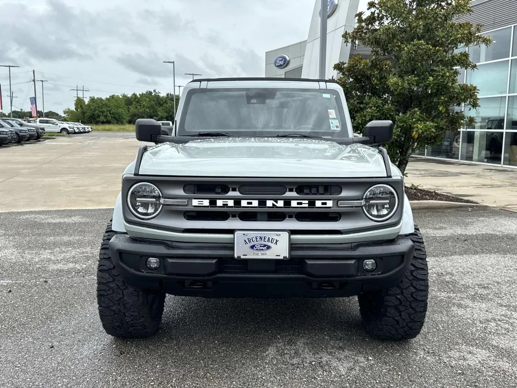 Used 2022 Cactus Green / Gray Ford Big Bend image 2