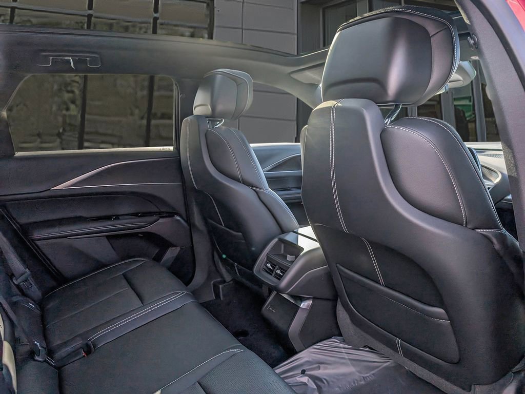 2025 Cadillac LYRIQ Sport 1 - Photo 15