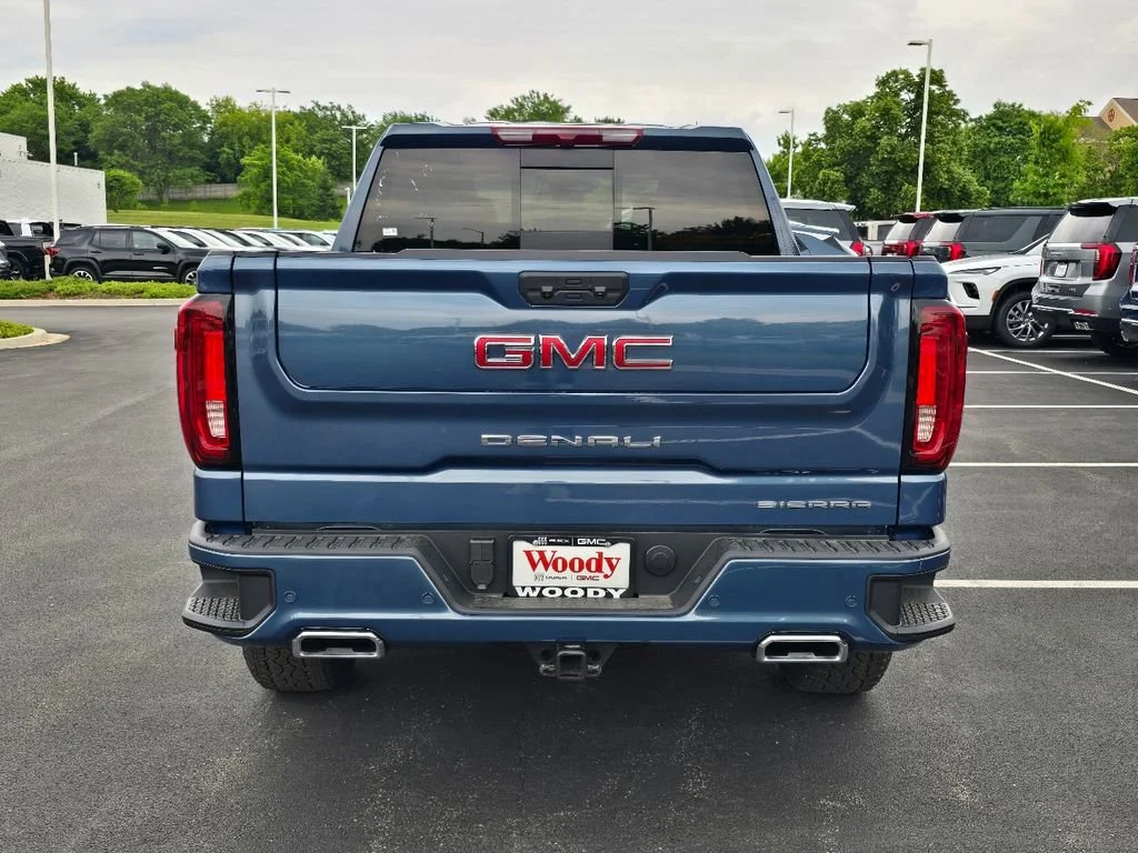 2026 GMC Sierra 1500 Denali - Photo 9