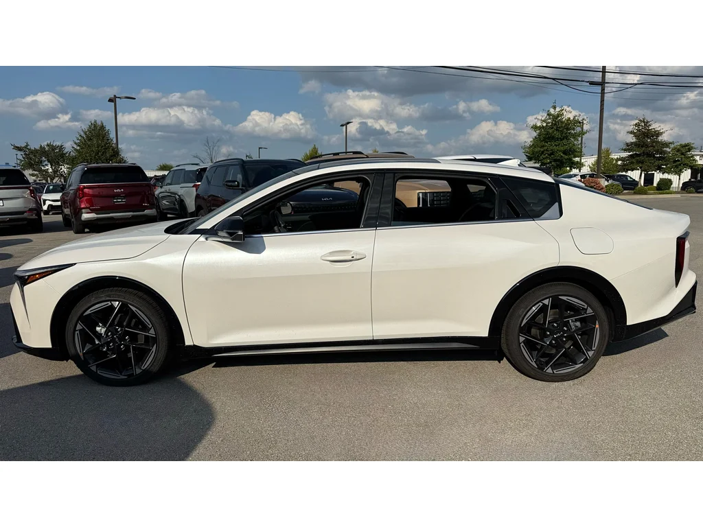 New 2026 Whi Kia GT-Line image 28