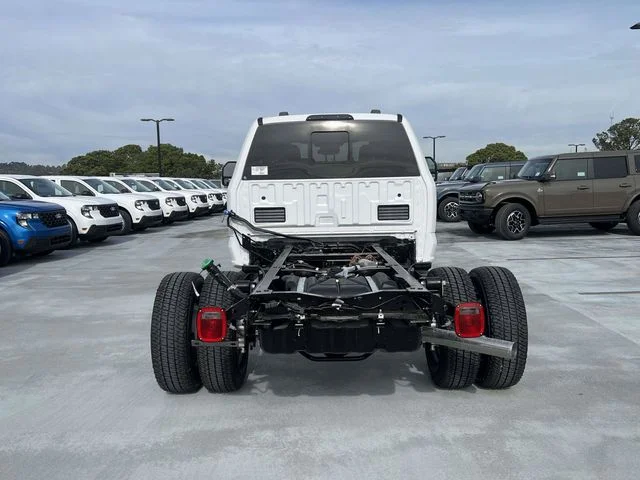 New 2026 White Ford XL image 4