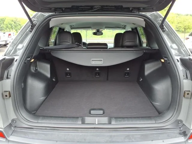 Used 2022 Gray Jeep Trailhawk image 8
