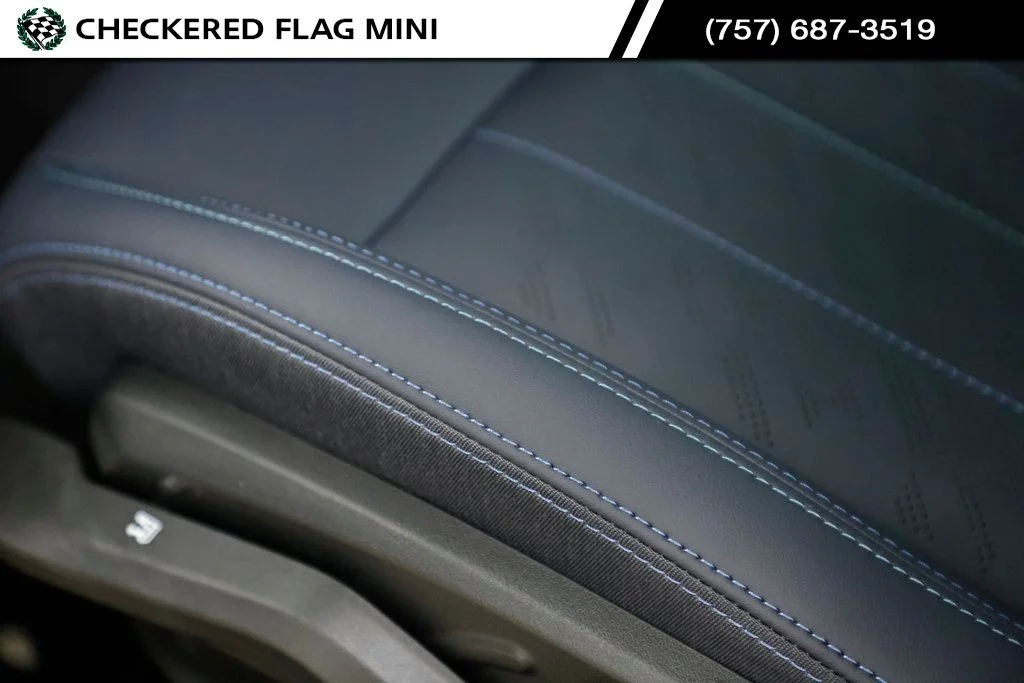 Used 2025 Midnight Black II MINI Signature image 21