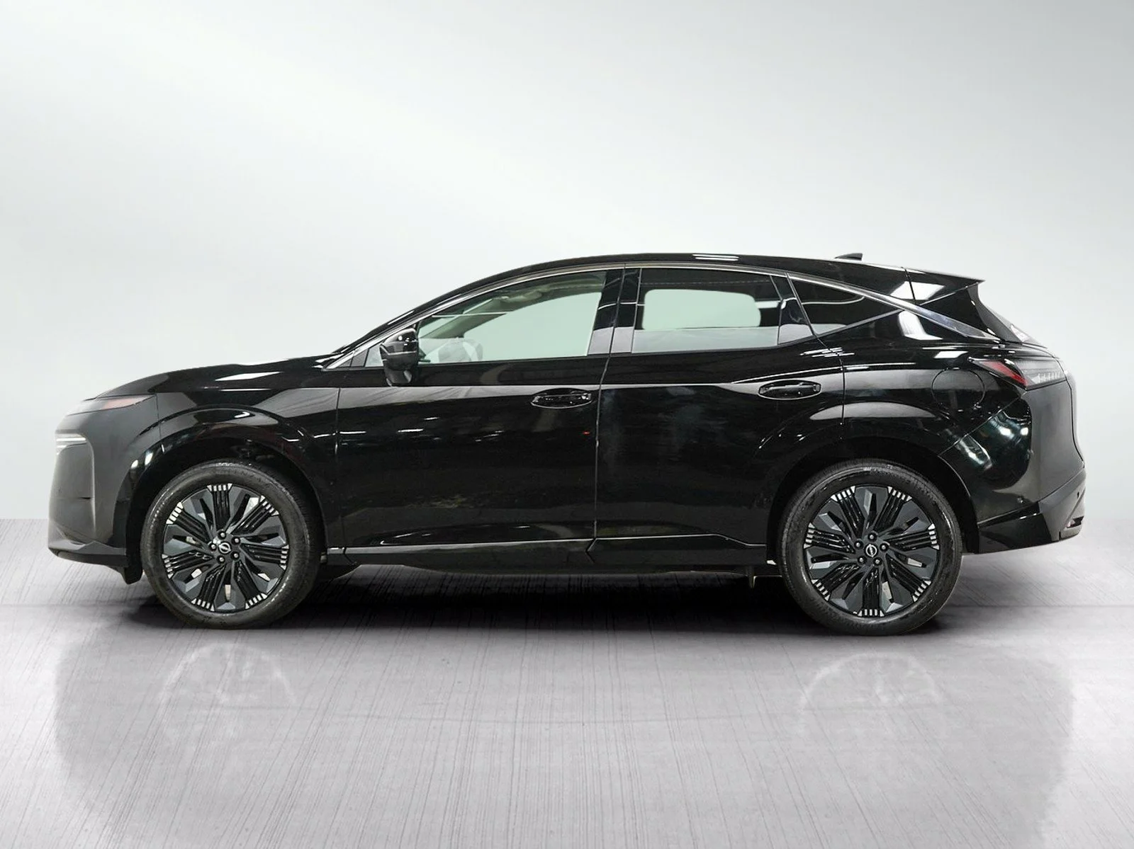 Used 2025 Nissan Murano Platinum with VIN 5N1AZ3DT8SC142321 for sale in Burnsville, Minnesota